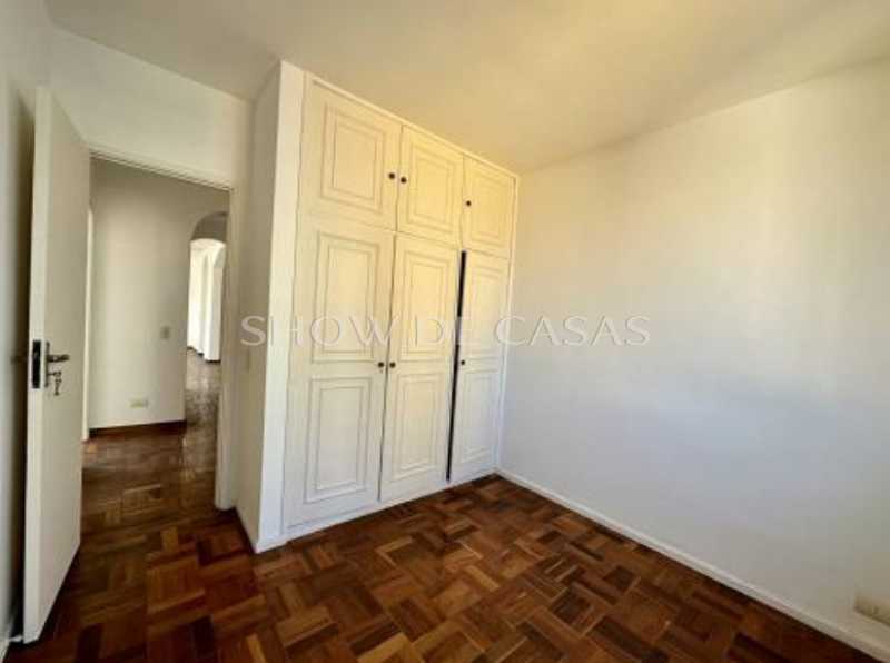 Apartamento à venda com 4 quartos, 150m² - Foto 12