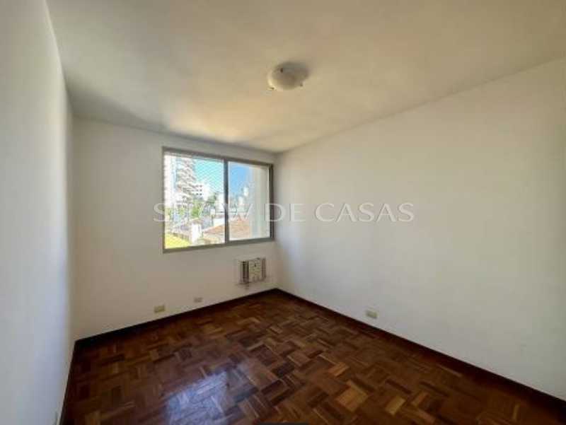 Apartamento à venda com 4 quartos, 150m² - Foto 13