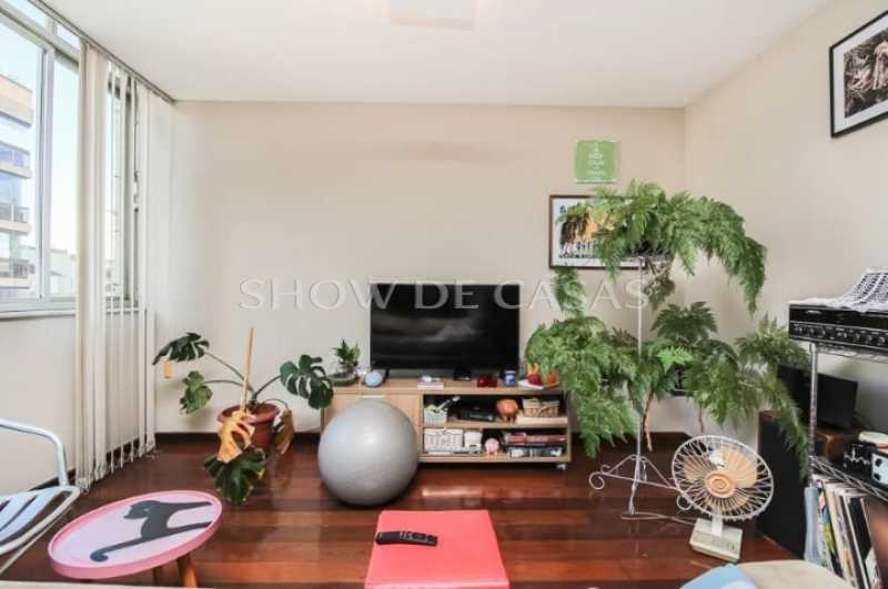 Apartamento à venda com 2 quartos, 100m² - Foto 1