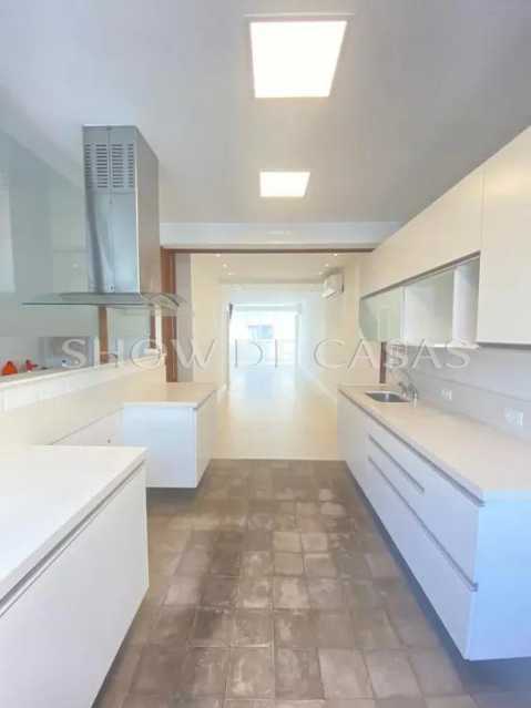 Apartamento à venda com 4 quartos, 257m² - Foto 25