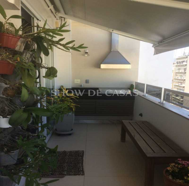 Apartamento à venda com 2 quartos, 80m² - Foto 26