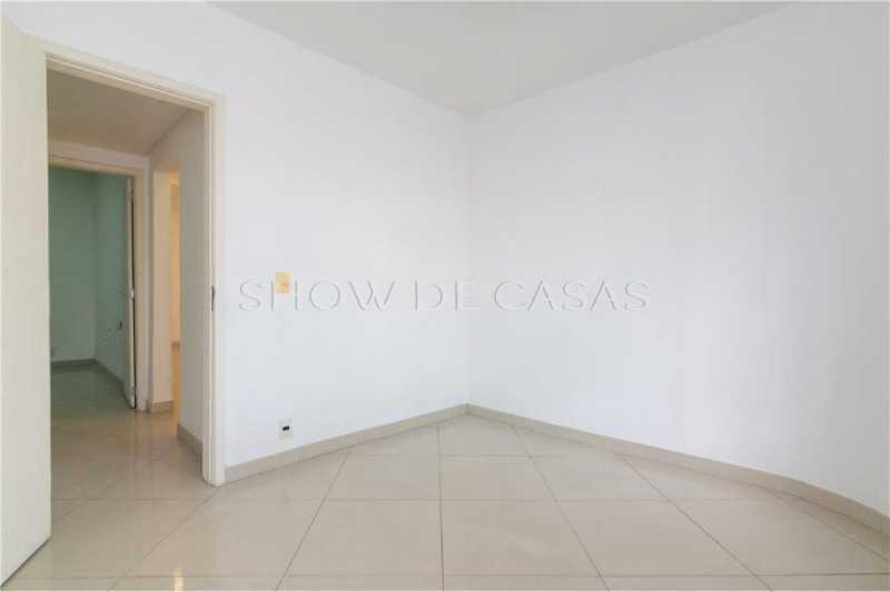 Apartamento à venda com 3 quartos, 87m² - Foto 5