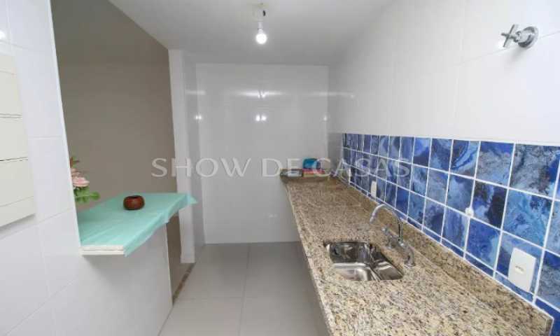 Apartamento à venda com 2 quartos, 68m² - Foto 6