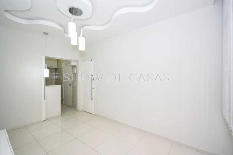 Apartamento à venda com 2 quartos, 56m² - Foto 2