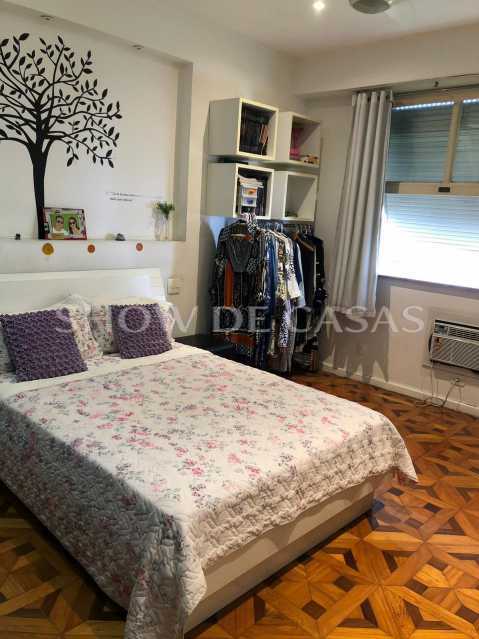 Apartamento à venda com 3 quartos, 200m² - Foto 11