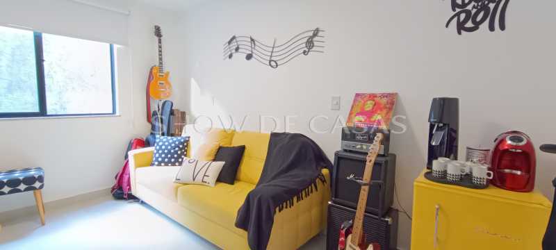 Apartamento à venda com 3 quartos, 77m² - Foto 20