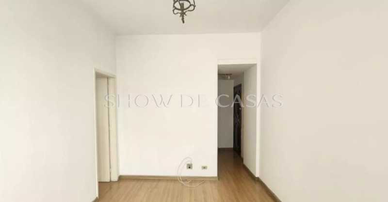 Apartamento à venda com 2 quartos, 57m² - Foto 3