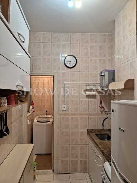 Apartamento à venda com 2 quartos, 70m² - Foto 12