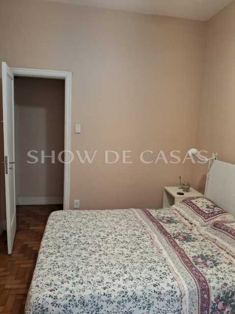 Apartamento à venda com 2 quartos, 70m² - Foto 4