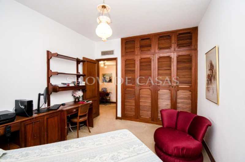 Apartamento à venda com 4 quartos, 280m² - Foto 11