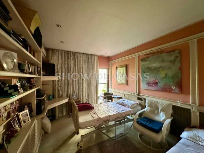 Apartamento à venda com 4 quartos, 244m² - Foto 8