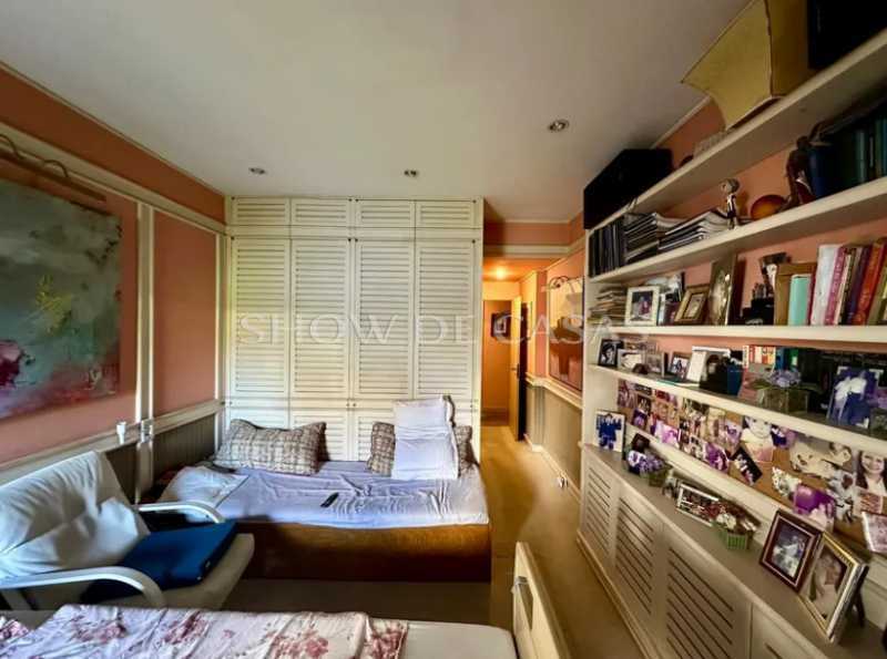 Apartamento à venda com 4 quartos, 244m² - Foto 9