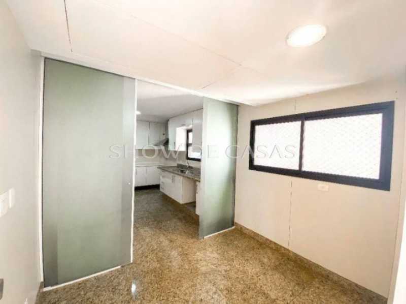 Apartamento à venda com 3 quartos, 248m² - Foto 12