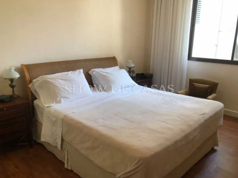 Apartamento à venda com 3 quartos, 294m² - Foto 13