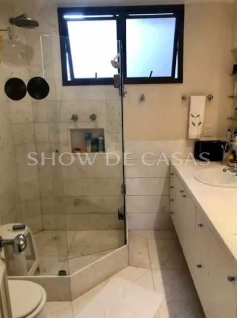 Apartamento à venda com 3 quartos, 294m² - Foto 15