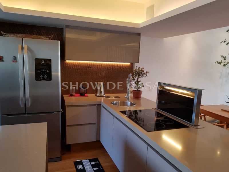 Apartamento à venda com 3 quartos, 172m² - Foto 5