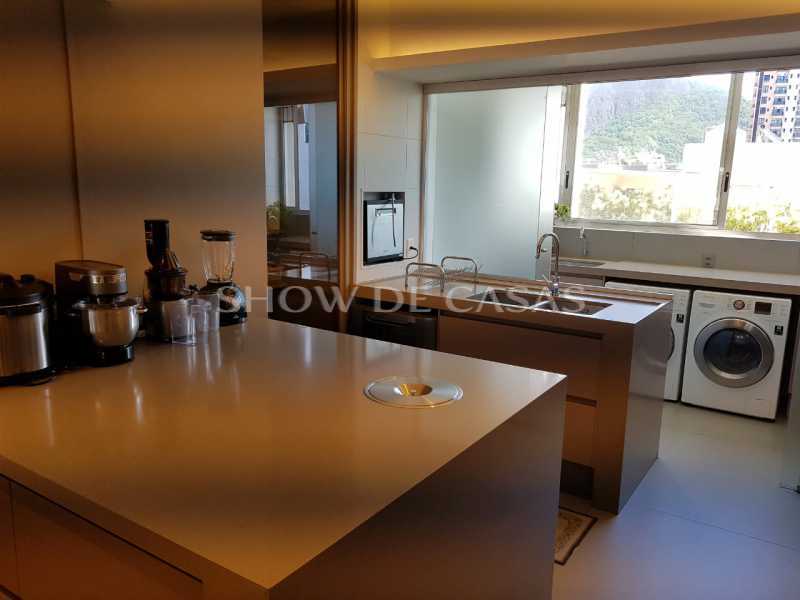 Apartamento à venda com 3 quartos, 172m² - Foto 6