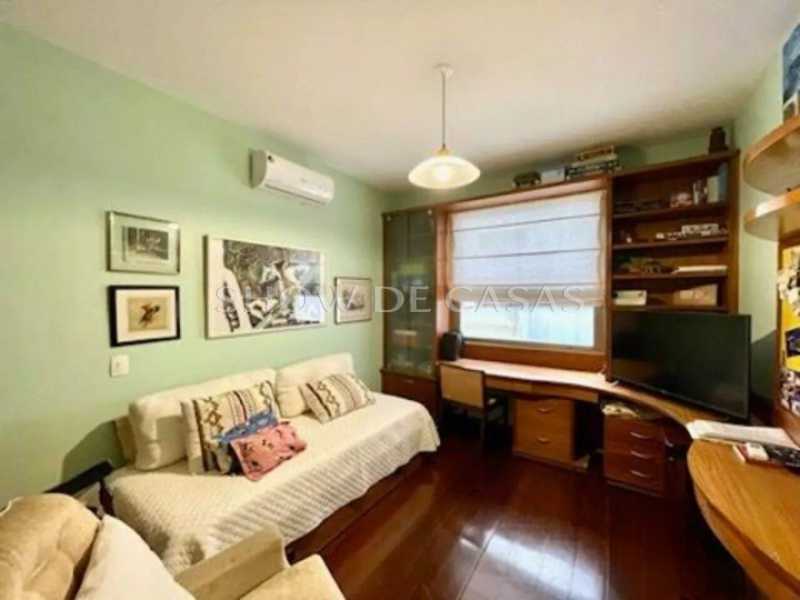 Apartamento à venda com 4 quartos, 270m² - Foto 15