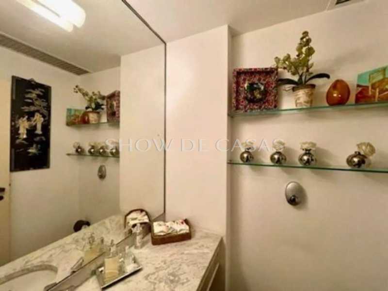 Apartamento à venda com 4 quartos, 270m² - Foto 18