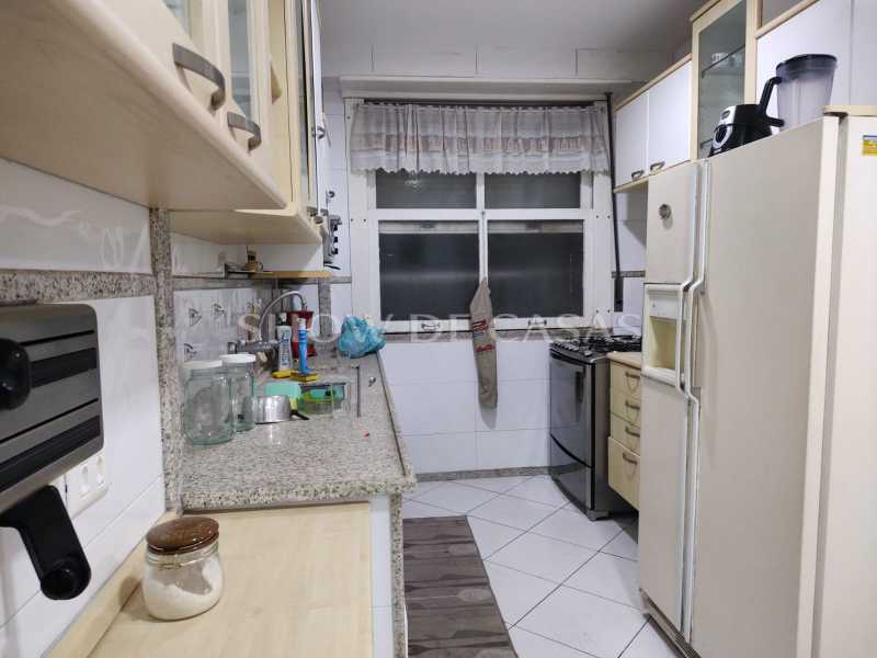 Apartamento à venda com 3 quartos, 165m² - Foto 16