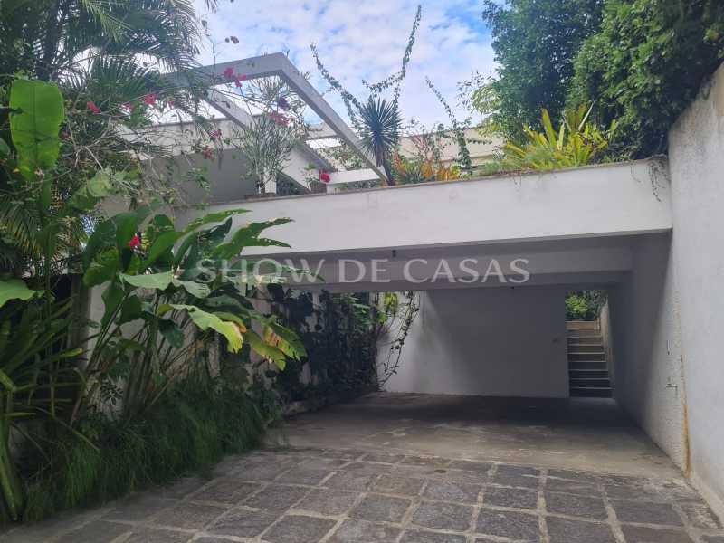 Casa de Condomínio à venda com 4 quartos, 392m² - Foto 29