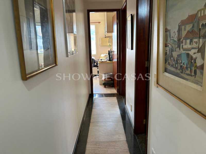 Apartamento à venda com 3 quartos, 148m² - Foto 9