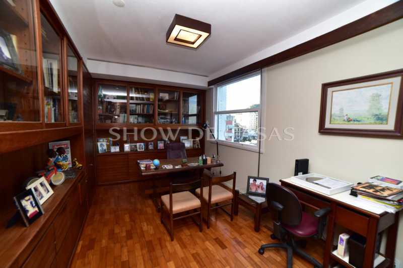 Apartamento à venda com 3 quartos, 300m² - Foto 10