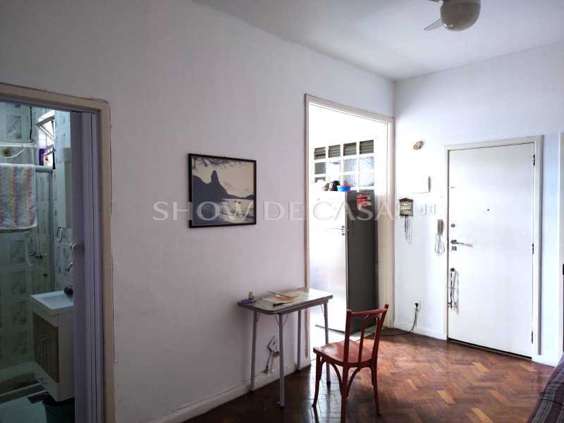 Apartamento à venda com 1 quarto, 45m² - Foto 1