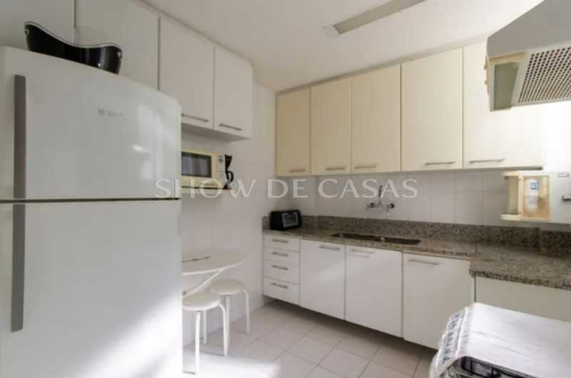 Apartamento à venda com 3 quartos, 110m² - Foto 9