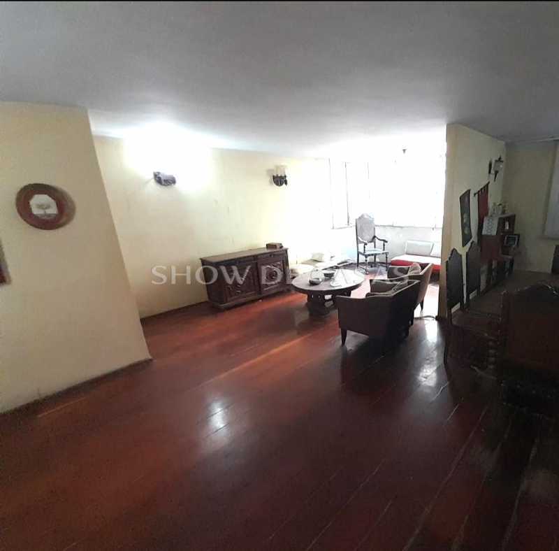 Apartamento à venda com 3 quartos, 125m² - Foto 1