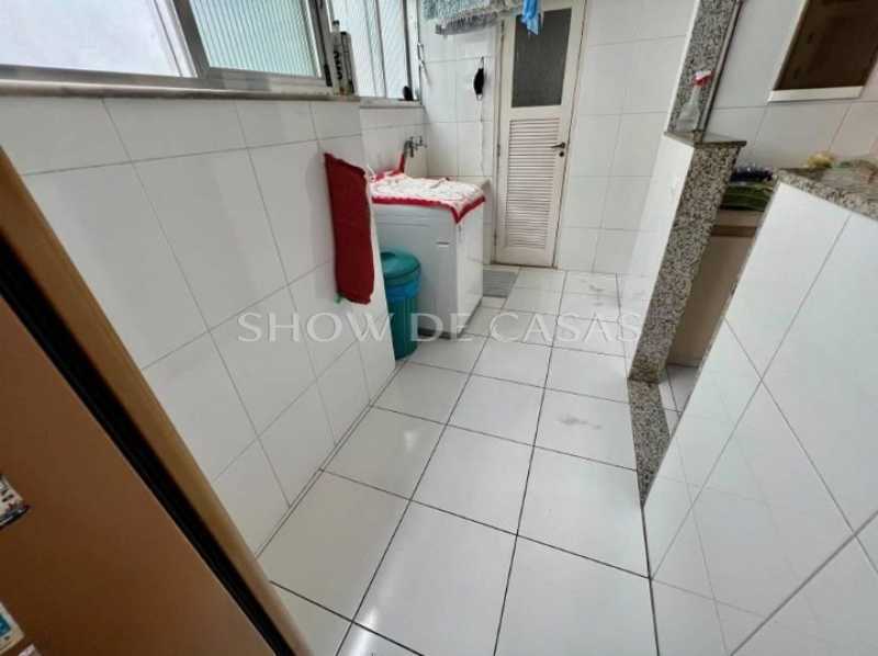 Apartamento à venda com 3 quartos, 236m² - Foto 28