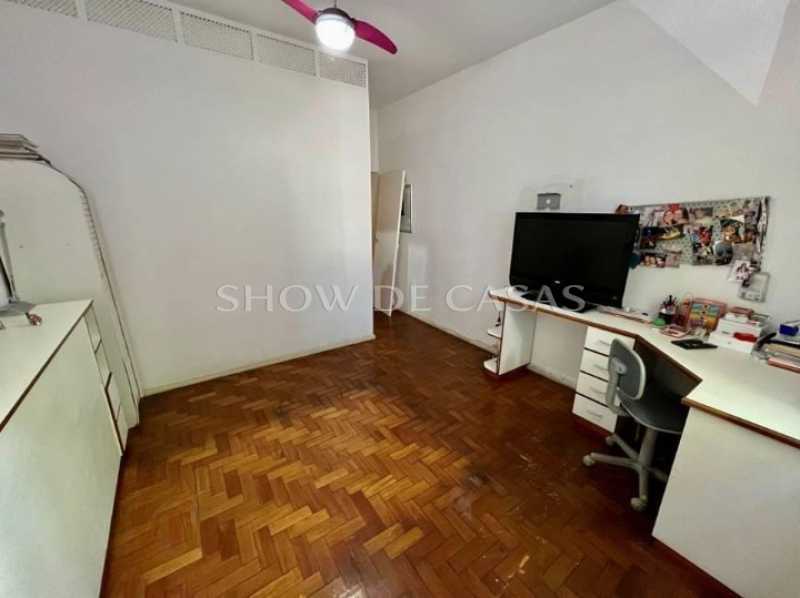 Apartamento à venda com 3 quartos, 236m² - Foto 22