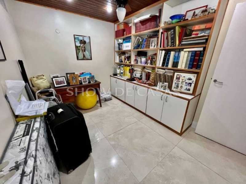 Apartamento à venda com 3 quartos, 236m² - Foto 16