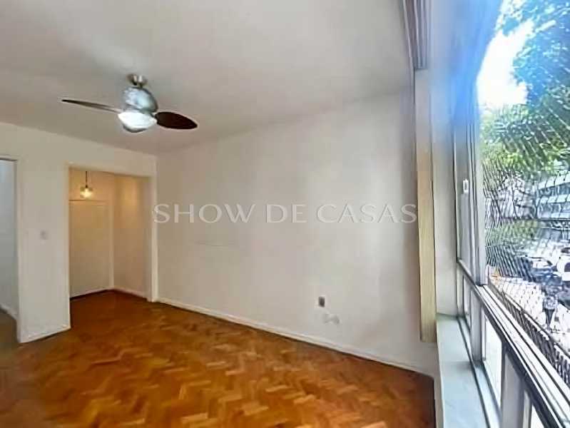 Apartamento à venda com 3 quartos, 105m² - Foto 1