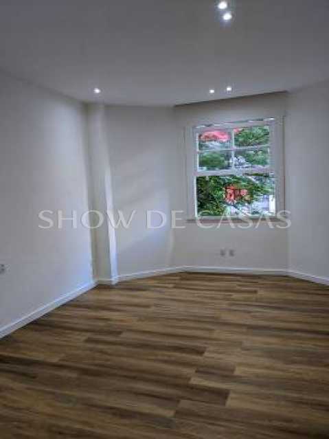 Apartamento à venda com 3 quartos, 156m² - Foto 12