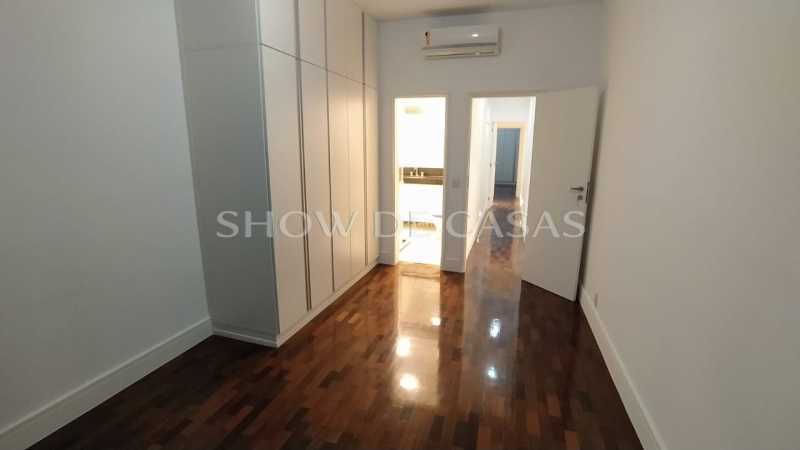 Apartamento à venda com 3 quartos, 150m² - Foto 14