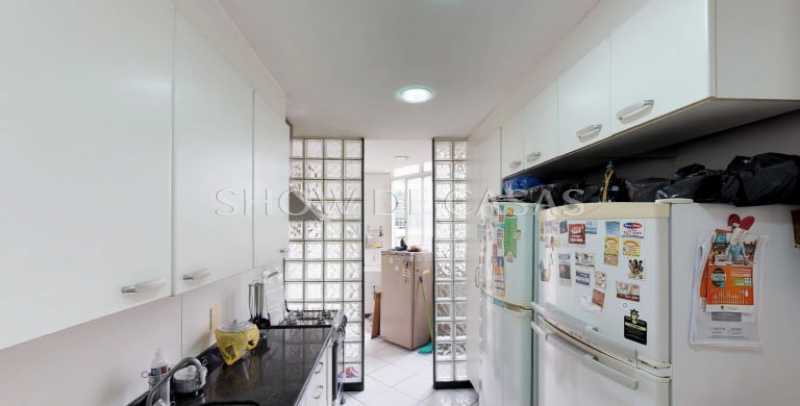 Apartamento à venda com 3 quartos, 180m² - Foto 18