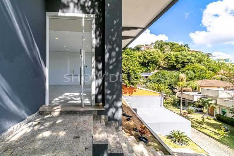 Casa de Condomínio à venda com 4 quartos, 436m² - Foto 2