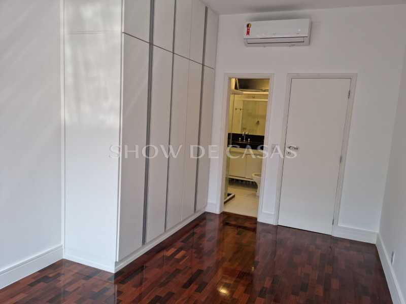 Apartamento à venda com 3 quartos, 150m² - Foto 5