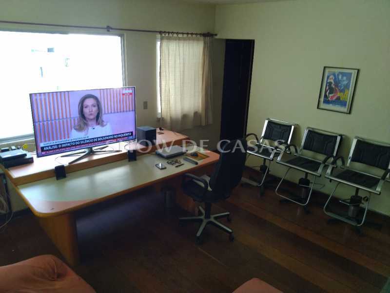 Cobertura à venda com 3 quartos, 207m² - Foto 16