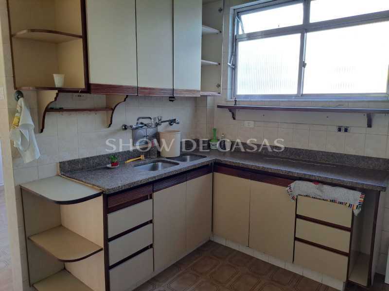 Apartamento à venda com 4 quartos, 200m² - Foto 10