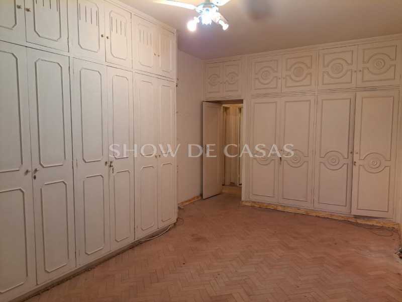 Apartamento à venda com 4 quartos, 200m² - Foto 8