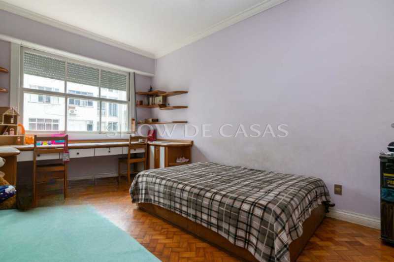 Apartamento à venda com 3 quartos, 150m² - Foto 16