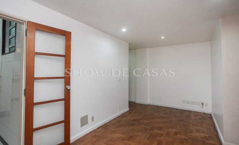 Apartamento à venda com 3 quartos, 220m² - Foto 6