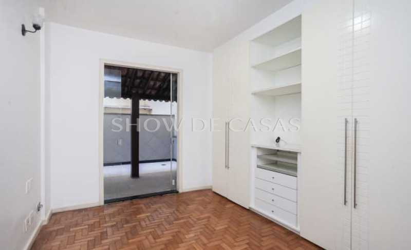 Apartamento à venda com 3 quartos, 220m² - Foto 10