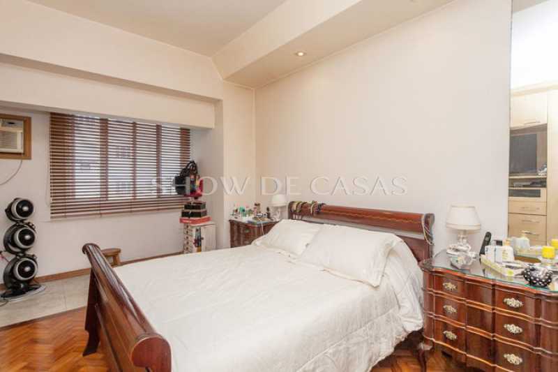 Apartamento à venda com 3 quartos, 300m² - Foto 11