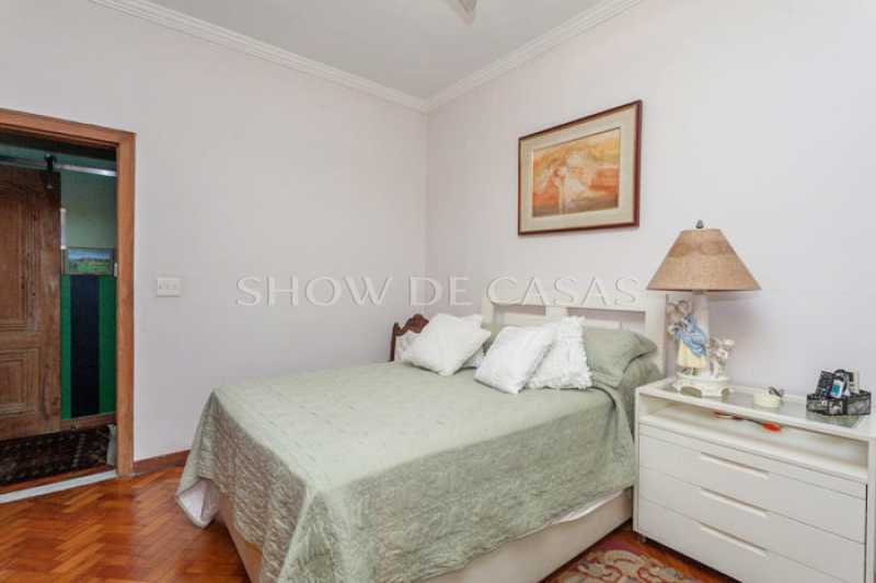 Apartamento à venda com 3 quartos, 300m² - Foto 16