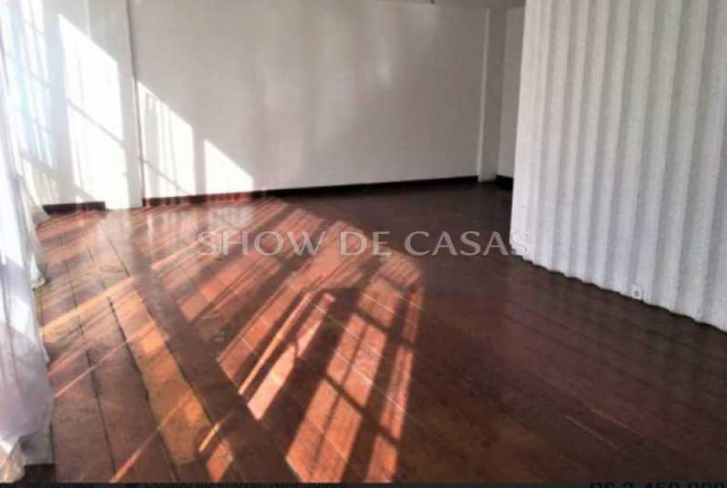 Apartamento à venda com 3 quartos, 246m² - Foto 4