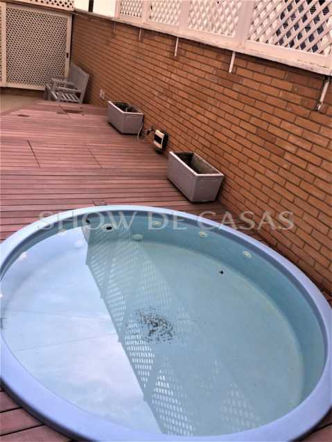 Apartamento à venda com 4 quartos, 270m² - Foto 8