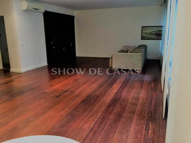 Apartamento à venda com 4 quartos, 200m² - Foto 2